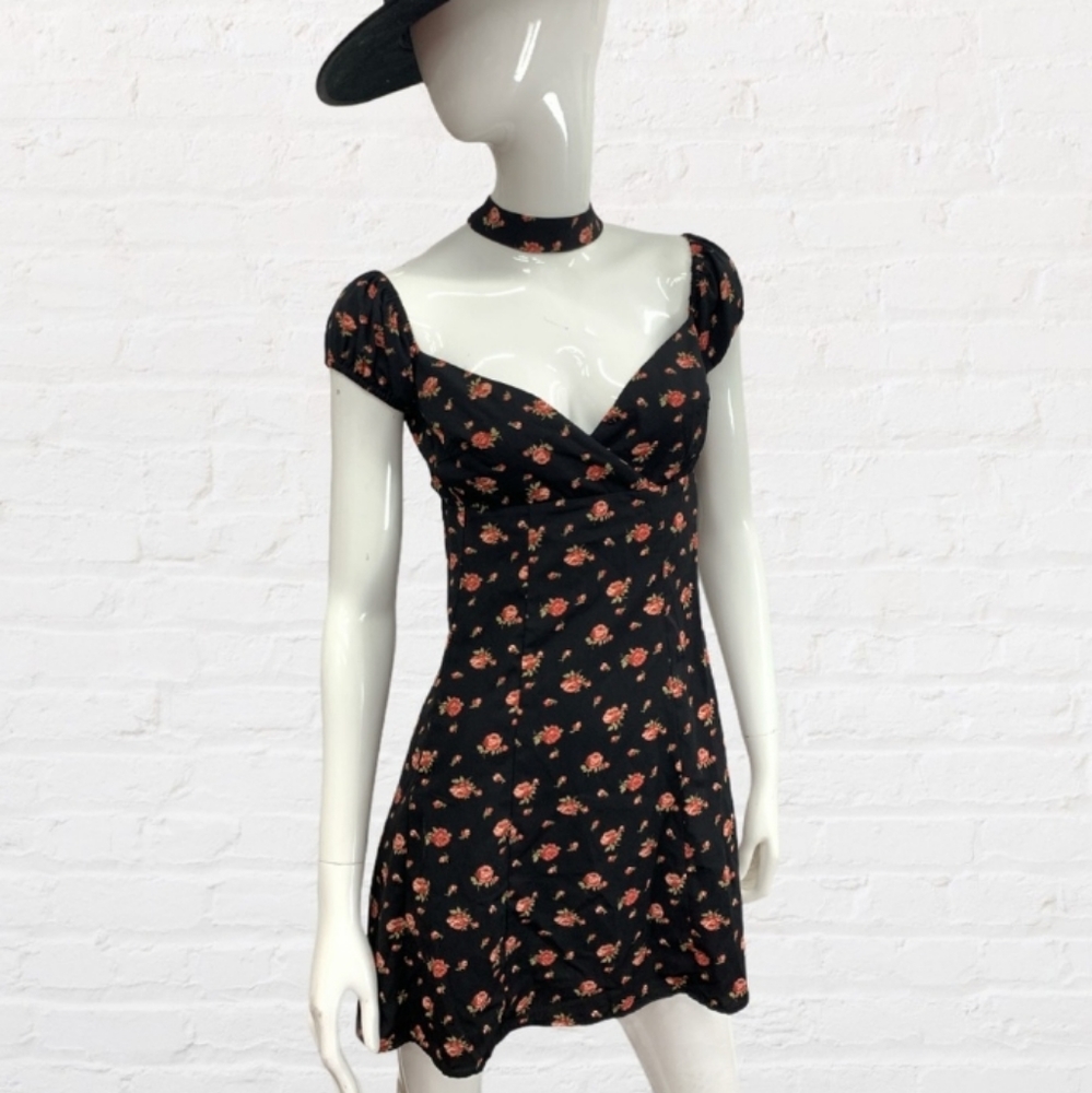 Storia Y2K 90s Style Floral Choker Neck Tunic Dress